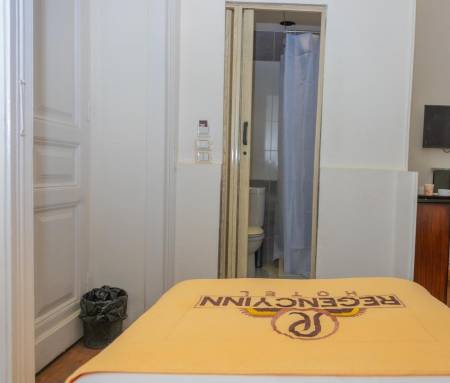 Regency inn5